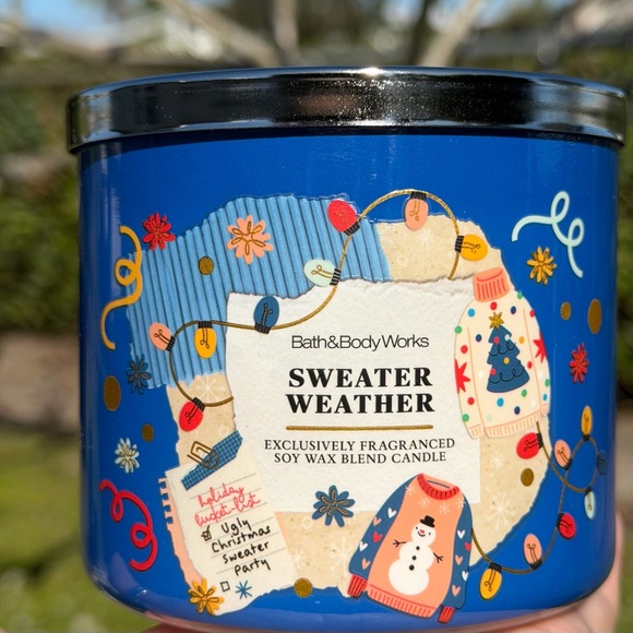 BATH AND BODY WORKS Sweater Weather 3-Wick Candle - Festive Blue - Picture 7 of 15